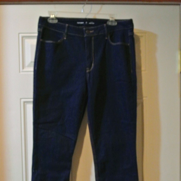 OLD NAVY JEANS SIZE BOOTCUT MID RISE SIZE 12 TALL - Picture 1 of 4
